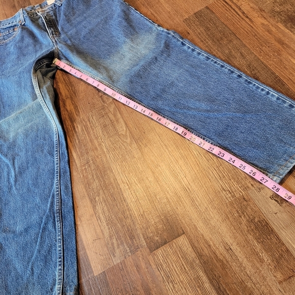 Vintage 1999 Levi's 550 Relaxed Fit Tapered Leg Jeans - Picture 9 of 9